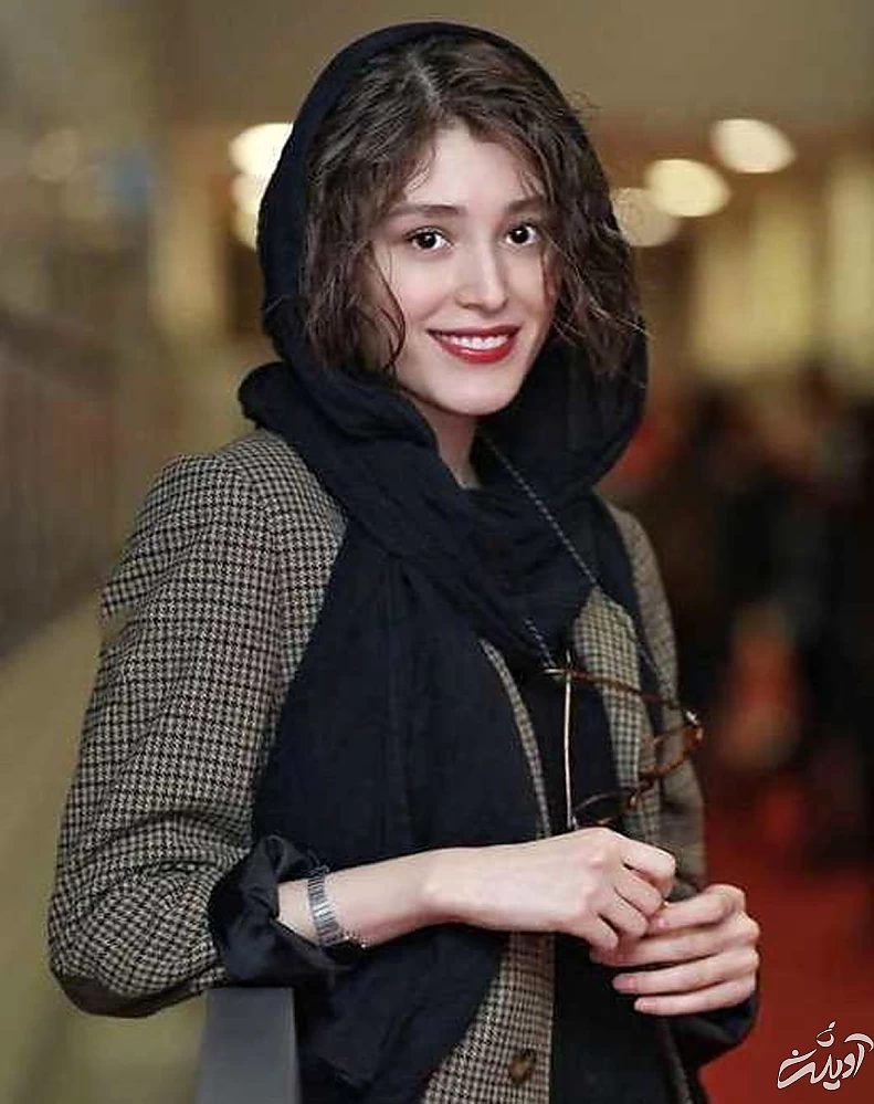 نوید محمدزاده
